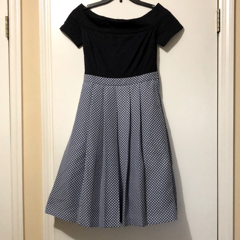 Women’s Dress that has never been worn.